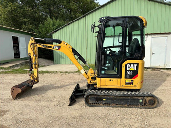 Mini pelle CATERPILLAR 302