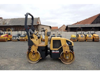 Compacteur CATERPILLAR