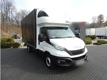 Véhicule utilitaire plateau baché IVECO Daily 35s18