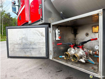 Camion Scania  D 320 FIRE BRIGADE Tank 12,000 Litres: photos 2