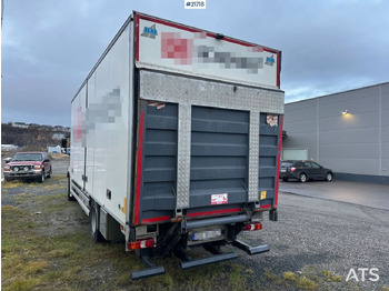 Crédit-bail Mercedes Actros 1835 skapbil m/ Full sideåpning, aggregat, lift og 2 sett dekk Mercedes Actros 1835 skapbil m/ Full sideåpning, aggregat, lift og 2 sett dekk: photos 3 Crédit-bail Mercedes Actros 1835 skapbil m/ Full sideåpning, aggregat, lift og 2 sett dekk Mercedes Actros 1835 skapbil m/ Full sideåpning, aggregat, lift og 2 sett dekk: photos 3
