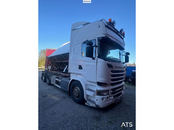 Camion fourgon SCANIA R 580