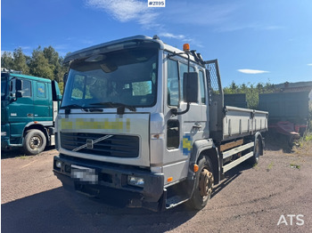 Camion plateau VOLVO FL 250