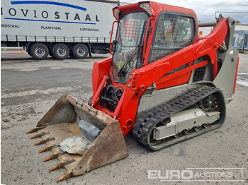 Mini chargeuse BOBCAT T590