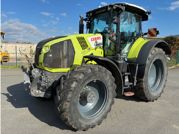 Tracteur agricole CLAAS Axion 870