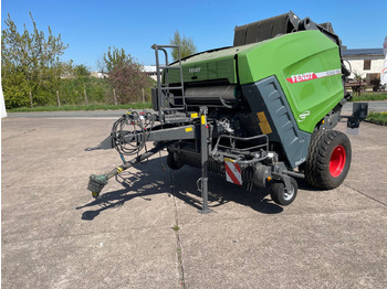 Matériel de fenaison FENDT
