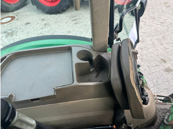 Tracteur agricole John Deere 5100 R: photos 2