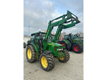 Tracteur agricole JOHN DEERE 5100R