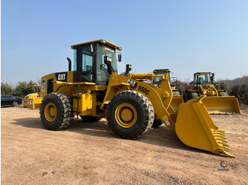 Chargeuse sur pneus CATERPILLAR 950G