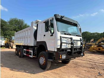 Camion benne SINOTRUK HOWO