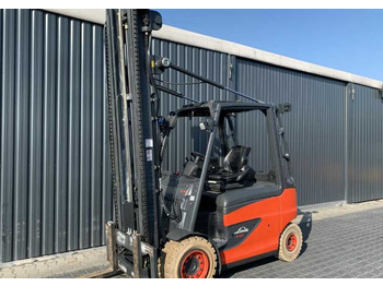 Chariot élévateur électrique LINDE E