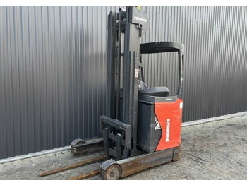 Chariot à mât rétractable LINDE R14