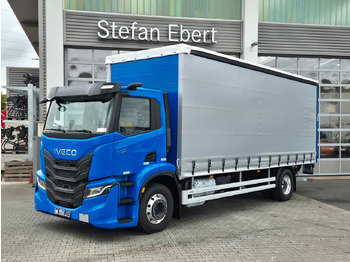 Camion à rideaux coulissants IVECO S-WAY