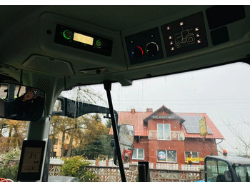 Tracteur agricole Claas Arion 620: photos 4