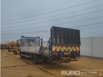 Camion plateau pour transport de équipements lourds 2016 DAF 210: photos 3
