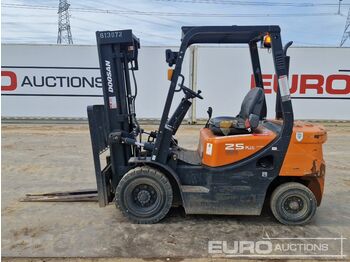 Chariot élévateur 2020 Doosan D25GP: photos 2 Chariot élévateur 2020 Doosan D25GP: photos 2