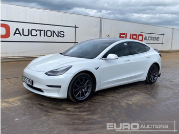 Voiture TESLA