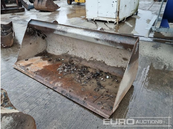 Godet 70" Loading Bucket to suit Telehandler: photos 1