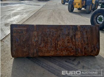 Godet 90" Loading Bucket to suit JCB Telehandler: photos 4