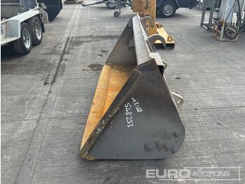 Godet 90" Loading Bucket to suit Telehandler: photos 4 Godet 90" Loading Bucket to suit Telehandler: photos 4