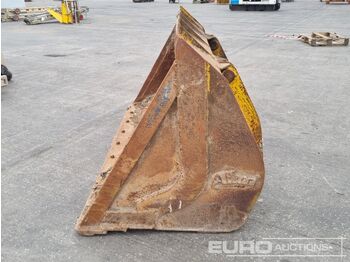 Godet 96" Loading Bucket to suit Wheeled Loader: photos 2 Godet 96" Loading Bucket to suit Wheeled Loader: photos 2