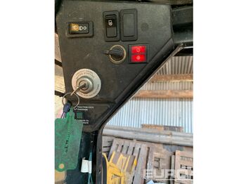 Mini chargeuse Bobcat 453: photos 5 Mini chargeuse Bobcat 453: photos 5