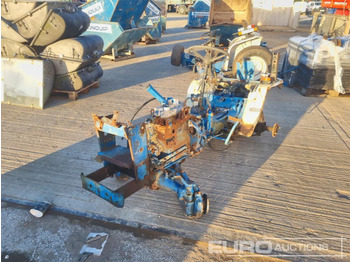 Frame/ Châssis pour Micro tracteur Chassis & Engine Block to Compact Tractor: photos 1