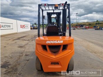Chariot élévateur Doosan D30GR: photos 4