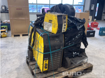 Équipement de garage ESAB Mig Welder (2 of): photos 3 Équipement de garage ESAB Mig Welder (2 of): photos 3