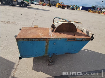 Machine agricole Kidd PTO Driven Table Saw: photos 2 Machine agricole Kidd PTO Driven Table Saw: photos 2