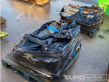 Matériel de chantier Pallet of Parts (2 of): photos 2 Matériel de chantier Pallet of Parts (2 of): photos 2