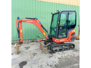 Mini pelle KUBOTA KX019-4
