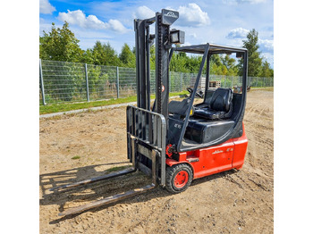 Chariot élévateur LINDE E16