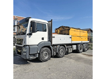 Camion plateau MAN