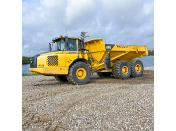 Tombereau articulé VOLVO A30