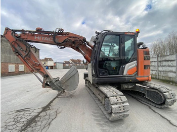 Pelle sur chenille HITACHI ZX135US-7