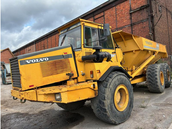Tombereau articulé VOLVO A25
