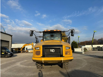 Tombereau articulé CATERPILLAR 730