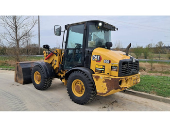 Chargeuse sur pneus CATERPILLAR 906