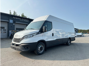 Fourgon utilitaire IVECO Daily 35s16