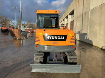 Pelle sur chenille Hyundai R60VS: photos 5