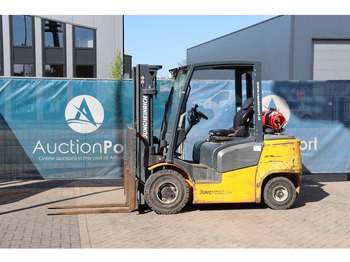 Chariot élévateur à gaz JUNGHEINRICH TFG 425