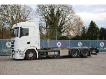 Châssis cabine SCANIA S