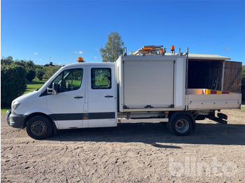 Camion MERCEDES-BENZ