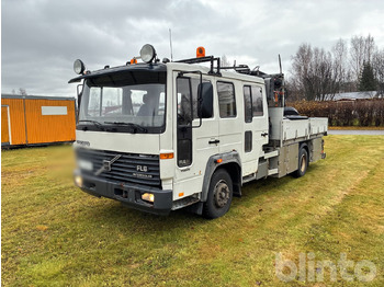 Camion plateau VOLVO FL