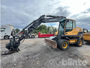 Pelle sur pneus VOLVO EW160D
