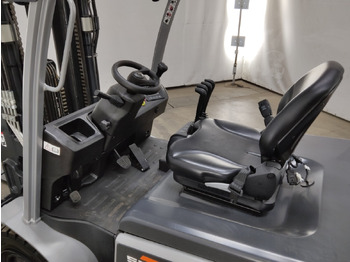 Chariot élévateur électrique STILL RCE35: photos 3 Chariot élévateur électrique STILL RCE35: photos 3