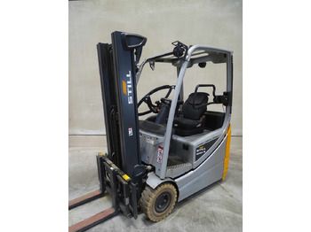 Chariot élévateur électrique STILL RX20