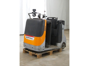Chariot tracteur STILL