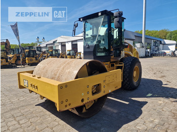 Compacteur à pieds de mouton/ Monocylindre CATERPILLAR CS66B